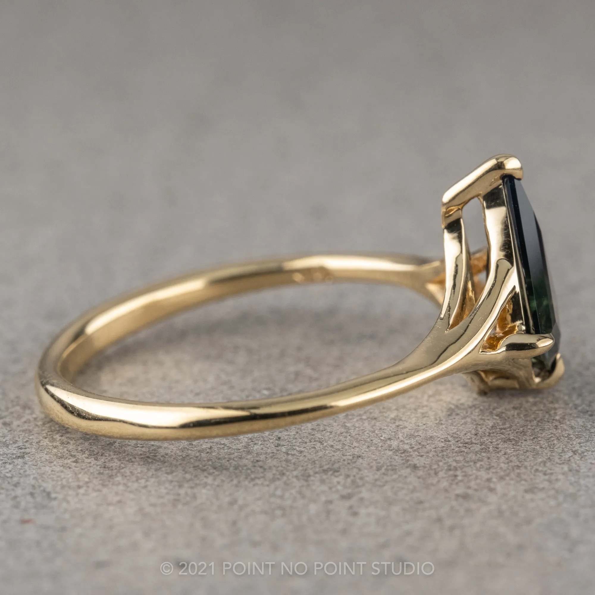 1.39 Carat Teal Kite Sapphire Engagement Ring, Split Shank Jane Setting, 14K Yellow Gold
