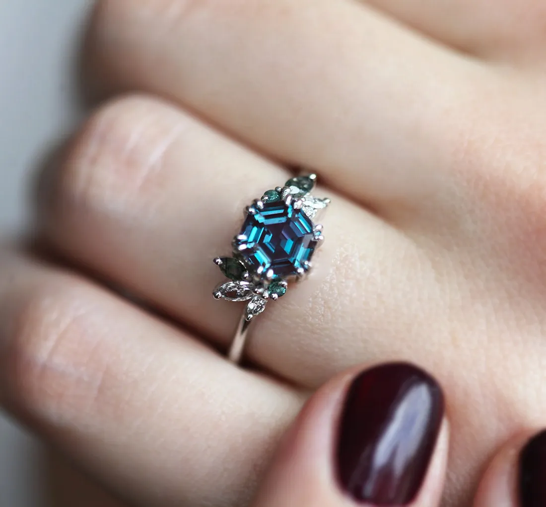 Aerin Hexagon Cluster Ring