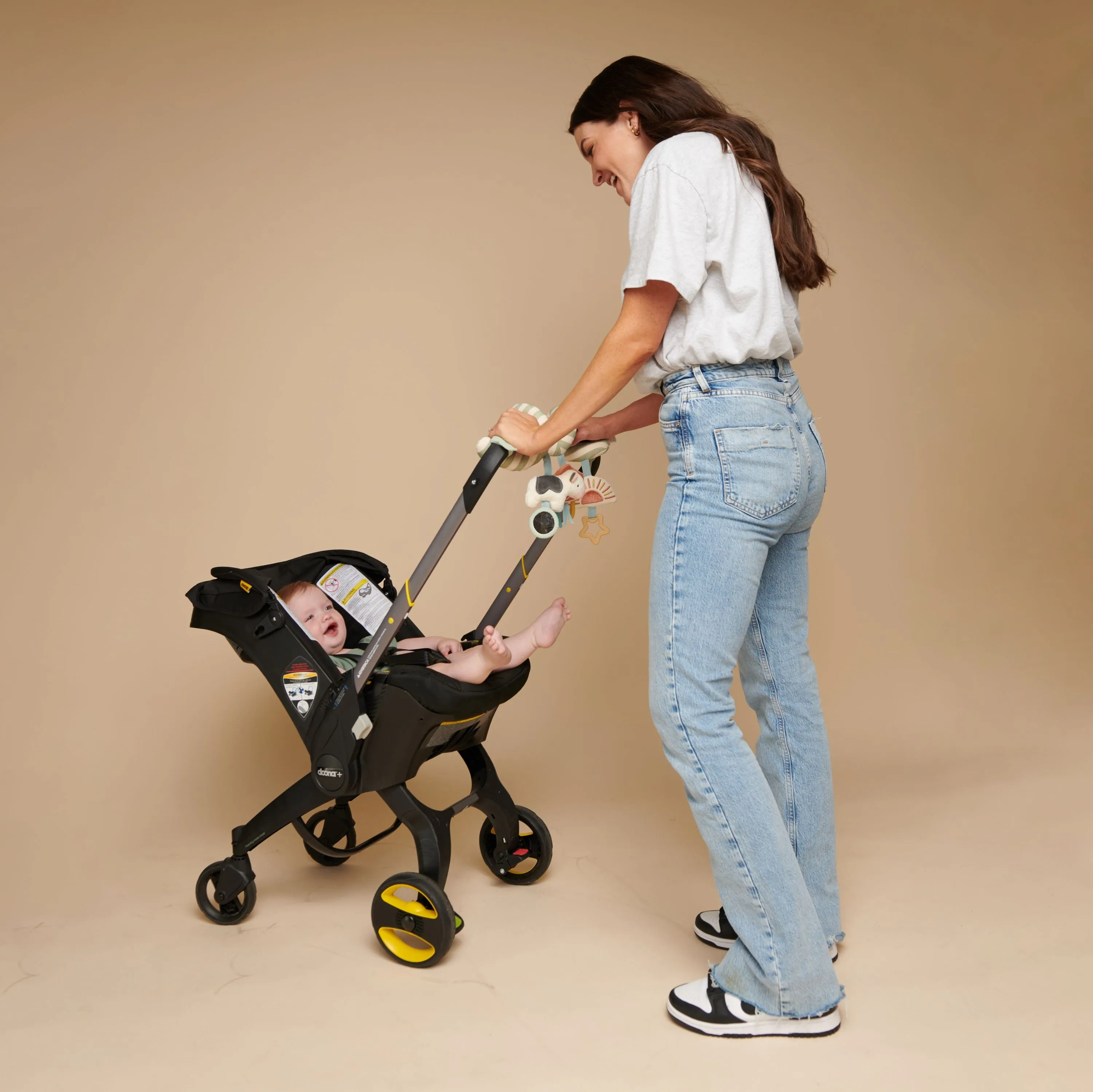 Bitzy Bespoke™ Itzy Bitzy Spiral Car Seat Activity Toy Farm