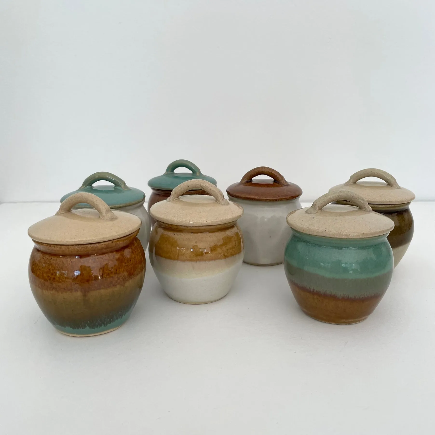 Ceramic Spice Pot
