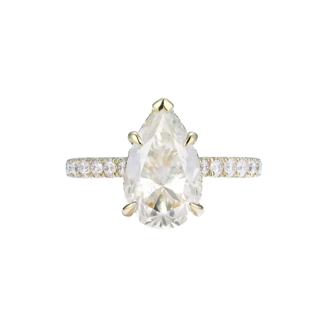 CLAUDIA RING