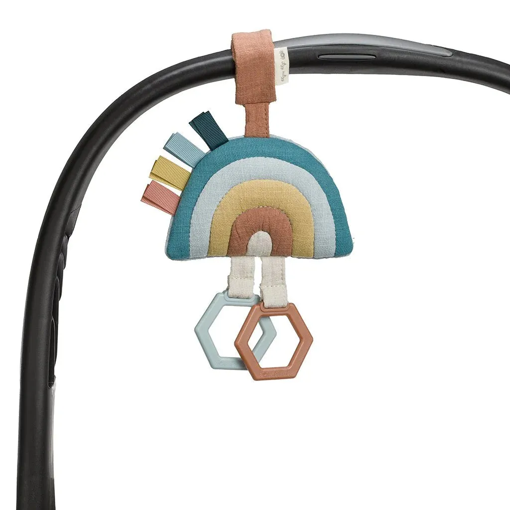 Itzy Ritzy - Attachable Travel Toy - Rainbow