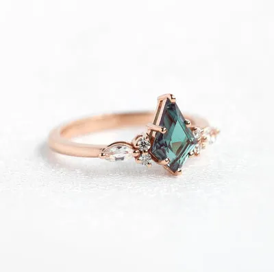 Kite Alexandrite Engagement Ring