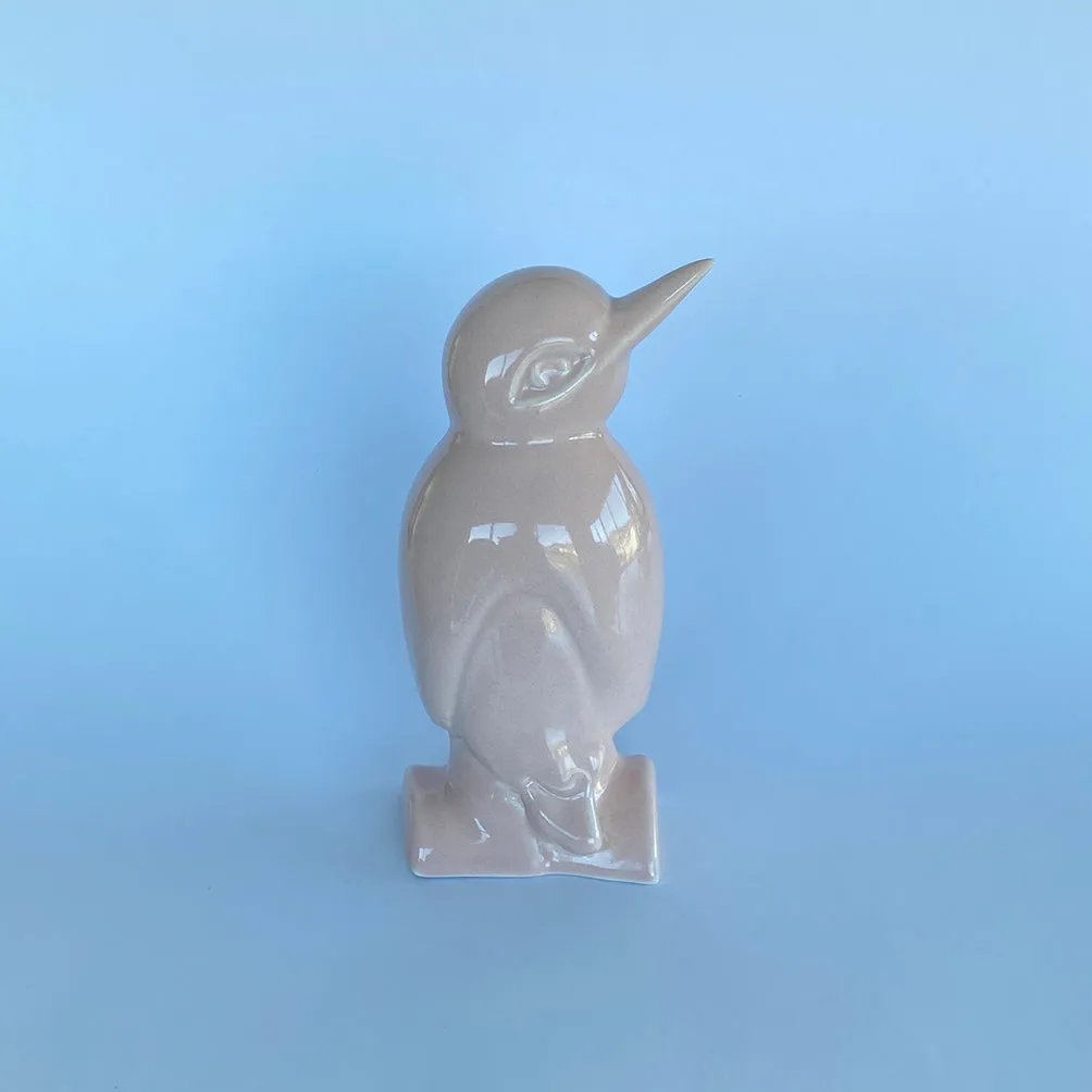 Kotare/Kingfisher on log // Pink