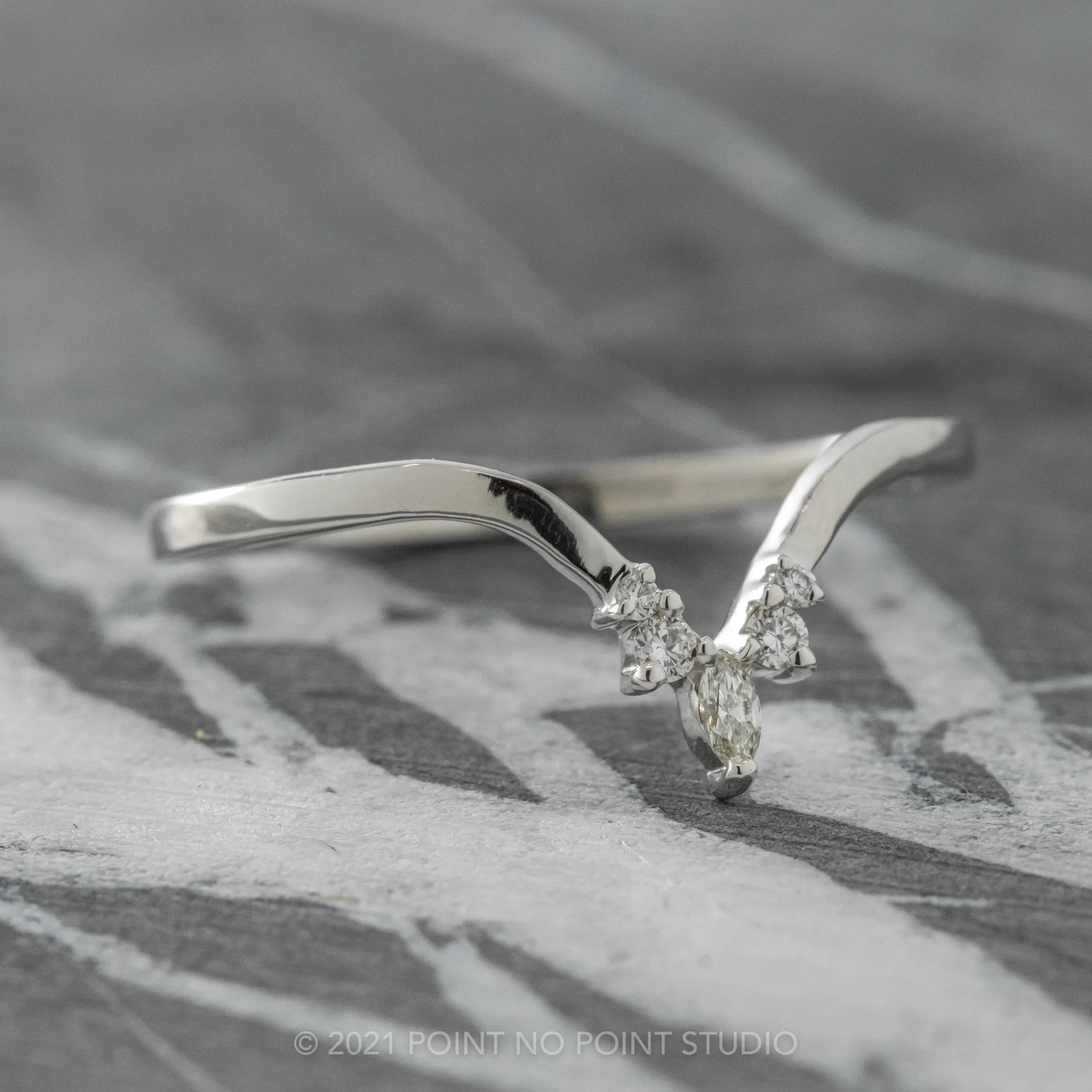 Marquise Diamond Freya Band, Platinum