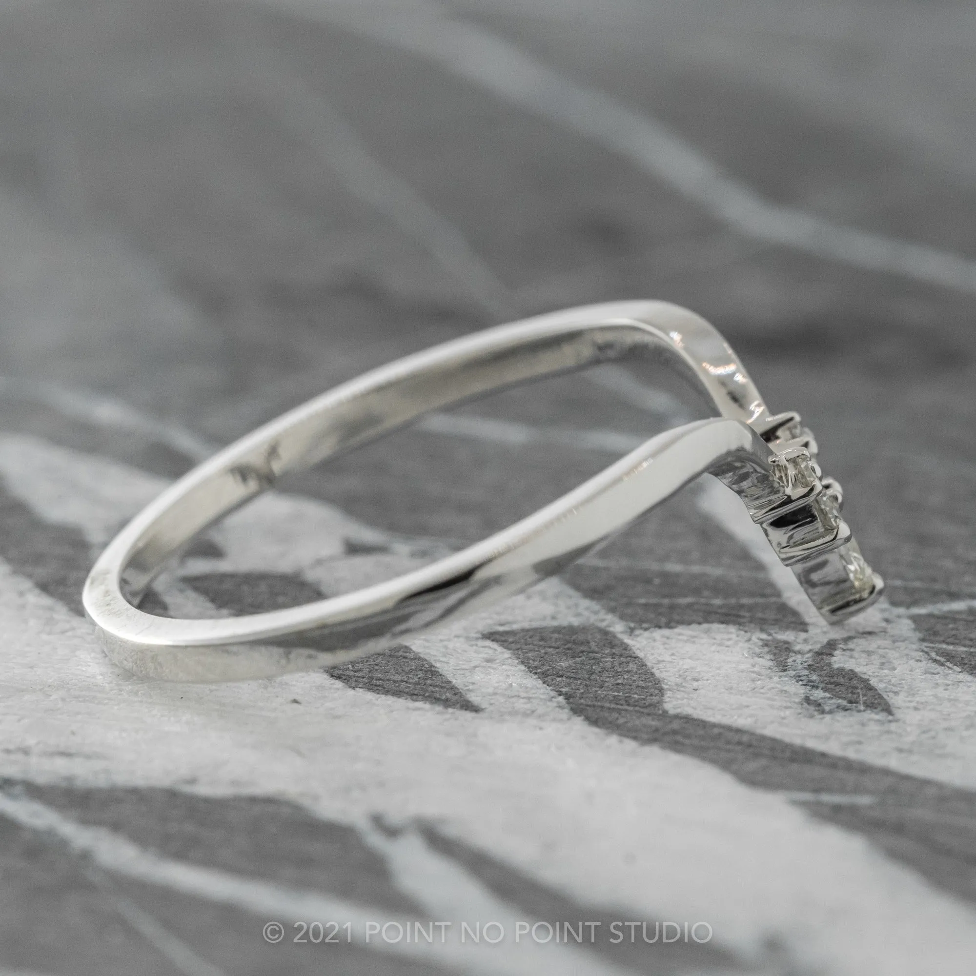 Marquise Diamond Freya Band, Platinum