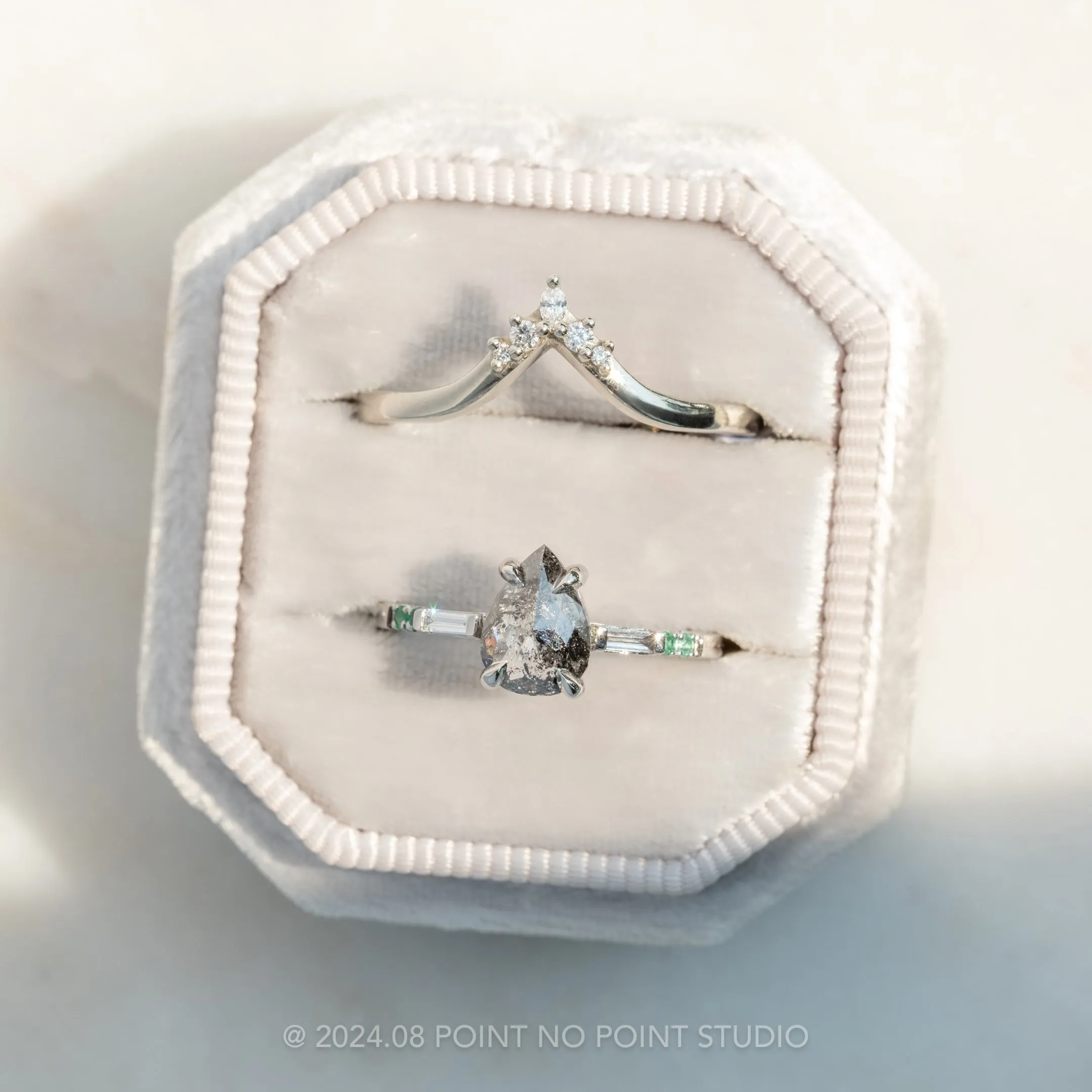 Marquise Diamond Freya Band, Platinum