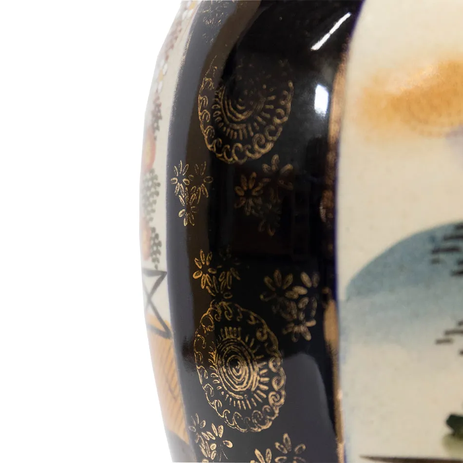 Nikito Vase
