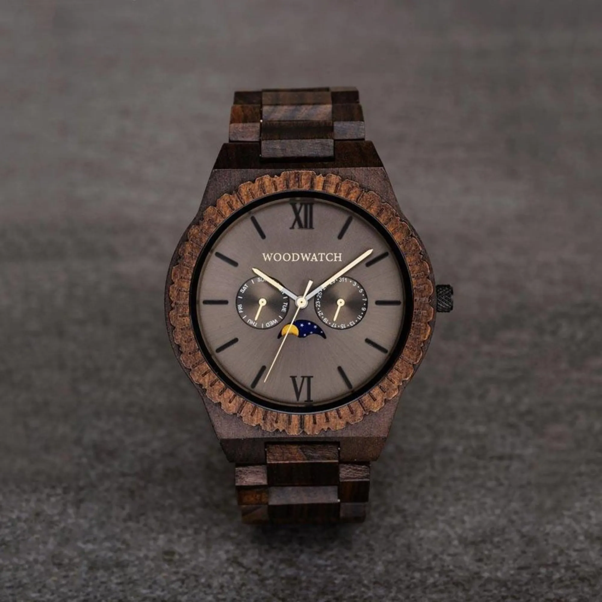 WOODWATCH MEN'S GRAND LUNAR ECLIPSE QUARTZ WATCH